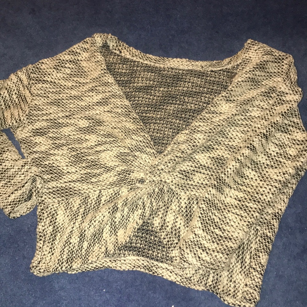 ✨ cropped sweater✨